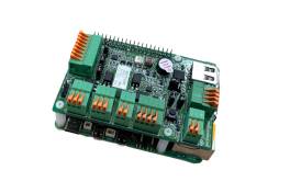 IKUSEi HAT(+RPi本体)の画像